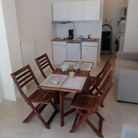 Center Avenue Studio Apartment Blankenberge